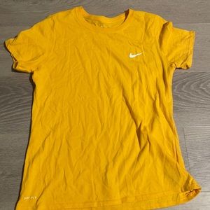 Nike tee